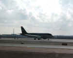USAir-A320-PHX-111303-01.jpg (909346 bytes)