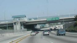 lax-lr-centuryfwy-031704-02.jpg (222159 bytes)